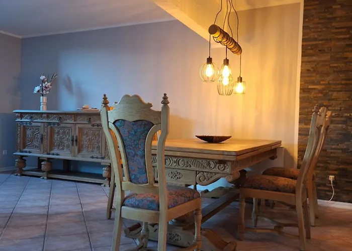 Schwanensee * سنفتنبرغ